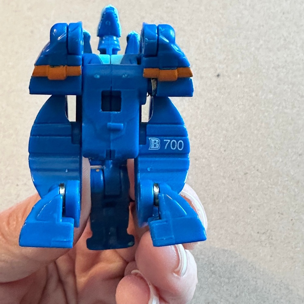 Bakugan Armored Alliance Aquos Trox x Nobillious Fusion 700 B-Power Blue Figure - Picture 7 of 8